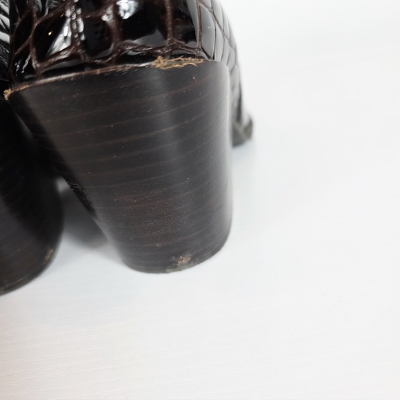 Aqua Dark Brown Patent Leather Crocodile Embossed Ankle Bootie Women's Size 8M - Picture 7 of 14